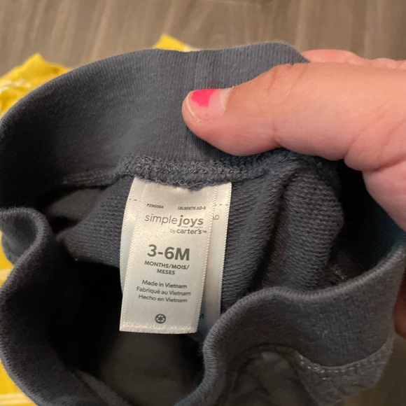 Carter's Baby Boy Yellow and Gray “Never Grow Up”  Kids Matching Set size 3/6M - Picture 5 of 5